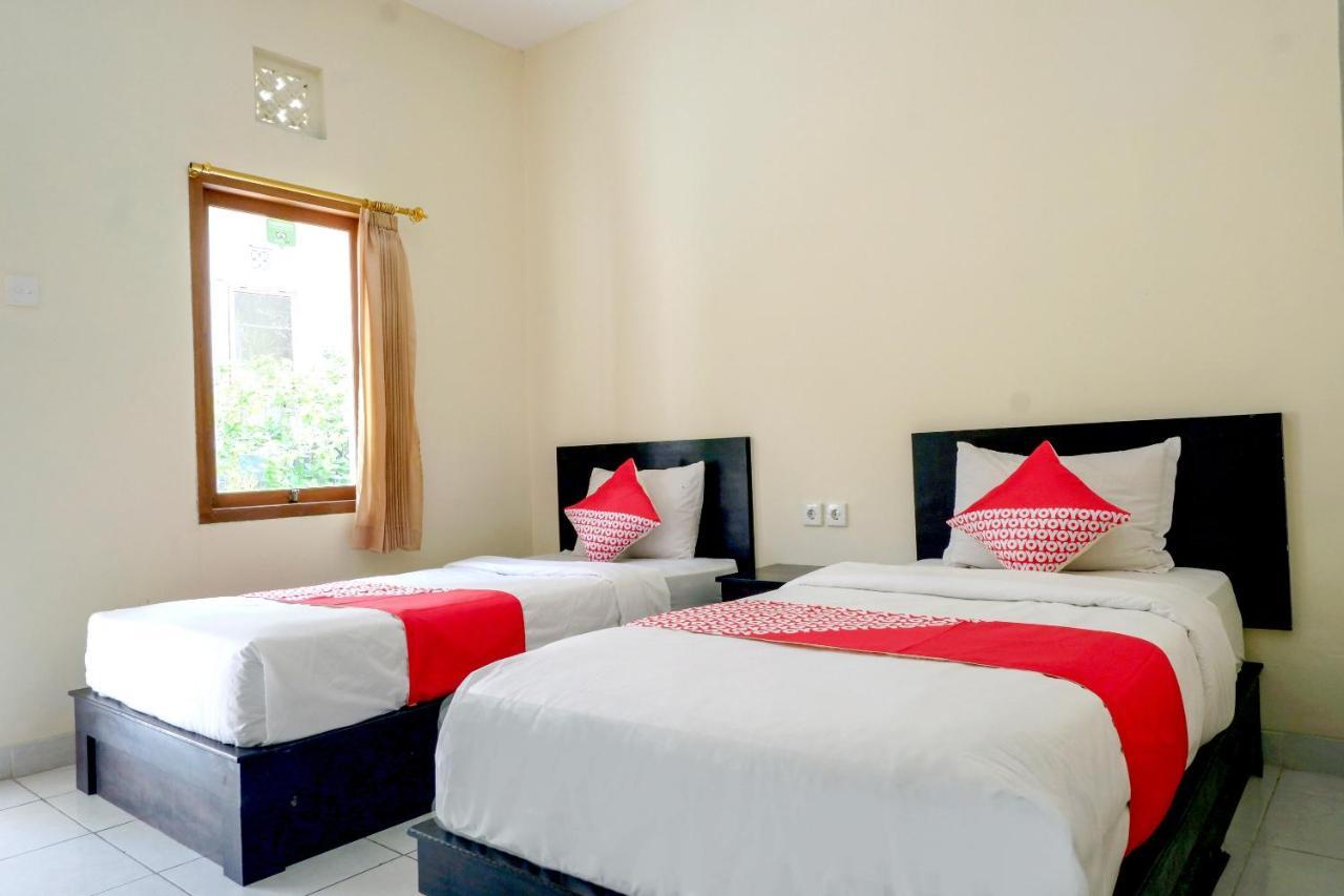 Oyo 2521 Uluwatu Cahya Guest House Exterior photo