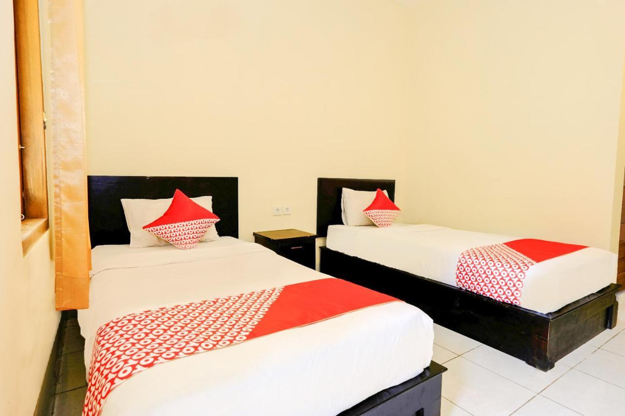 Oyo 2521 Uluwatu Cahya Guest House Exterior photo